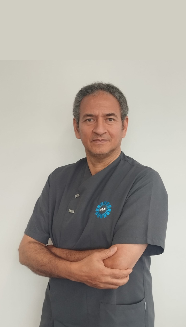 Lein Urbáez, recepcionista